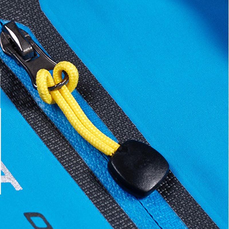 Tomas – Turistická softshellová bunda s odnímatelnou kapucí