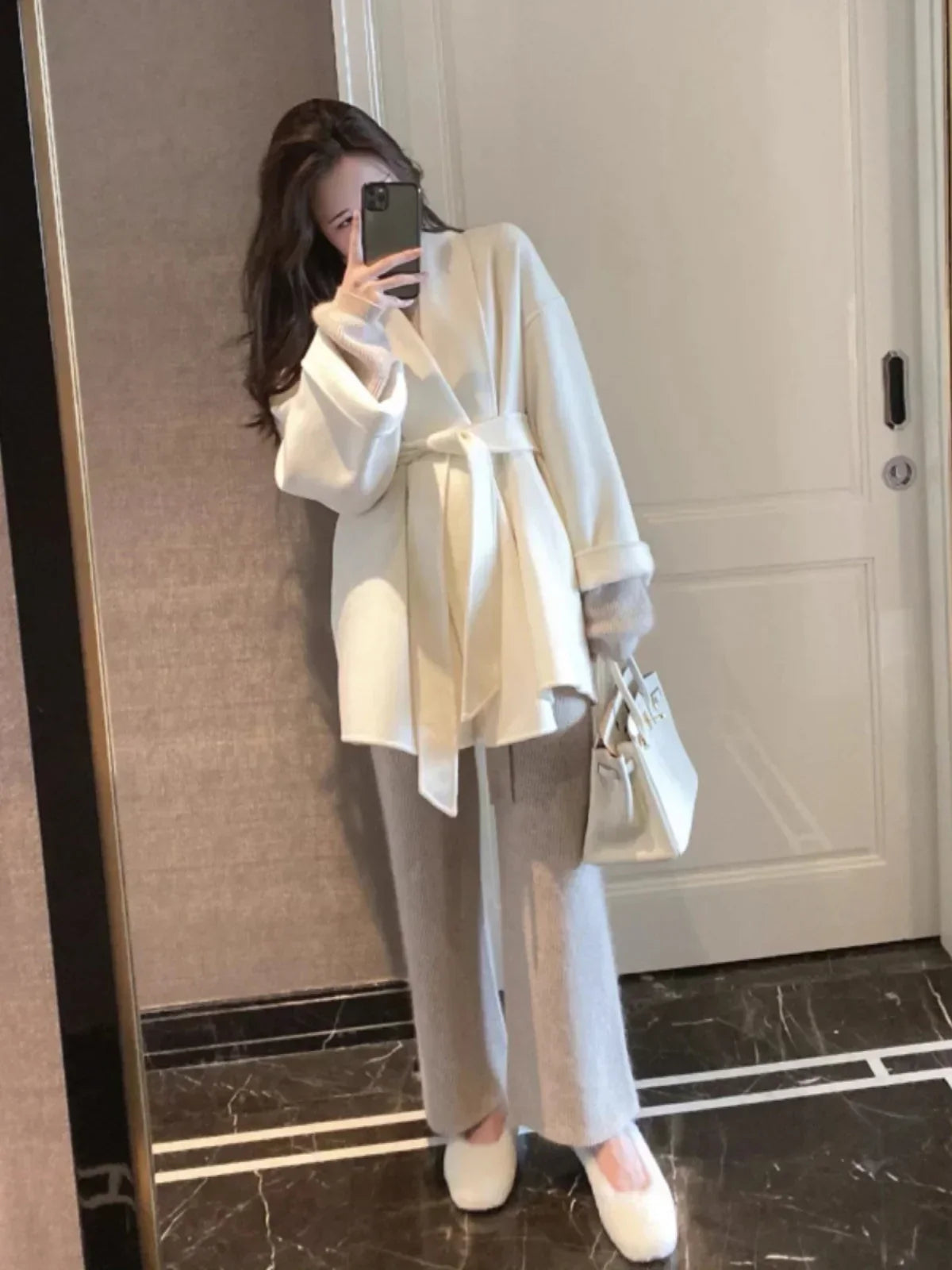 Serenya – Ručně šitý kabát z vlny a kašmíru