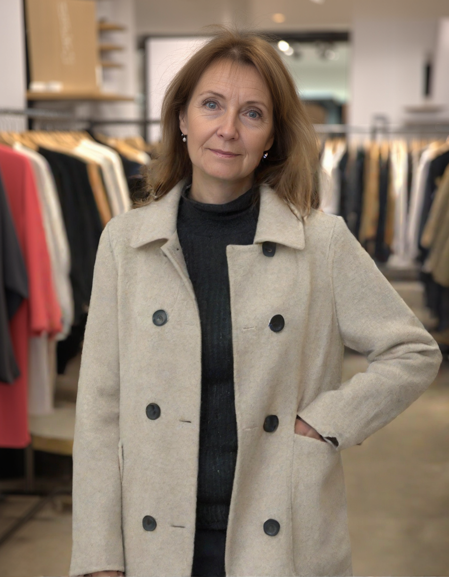 Stella-Marie | Dámský kabát s elegantním vysokým límcem