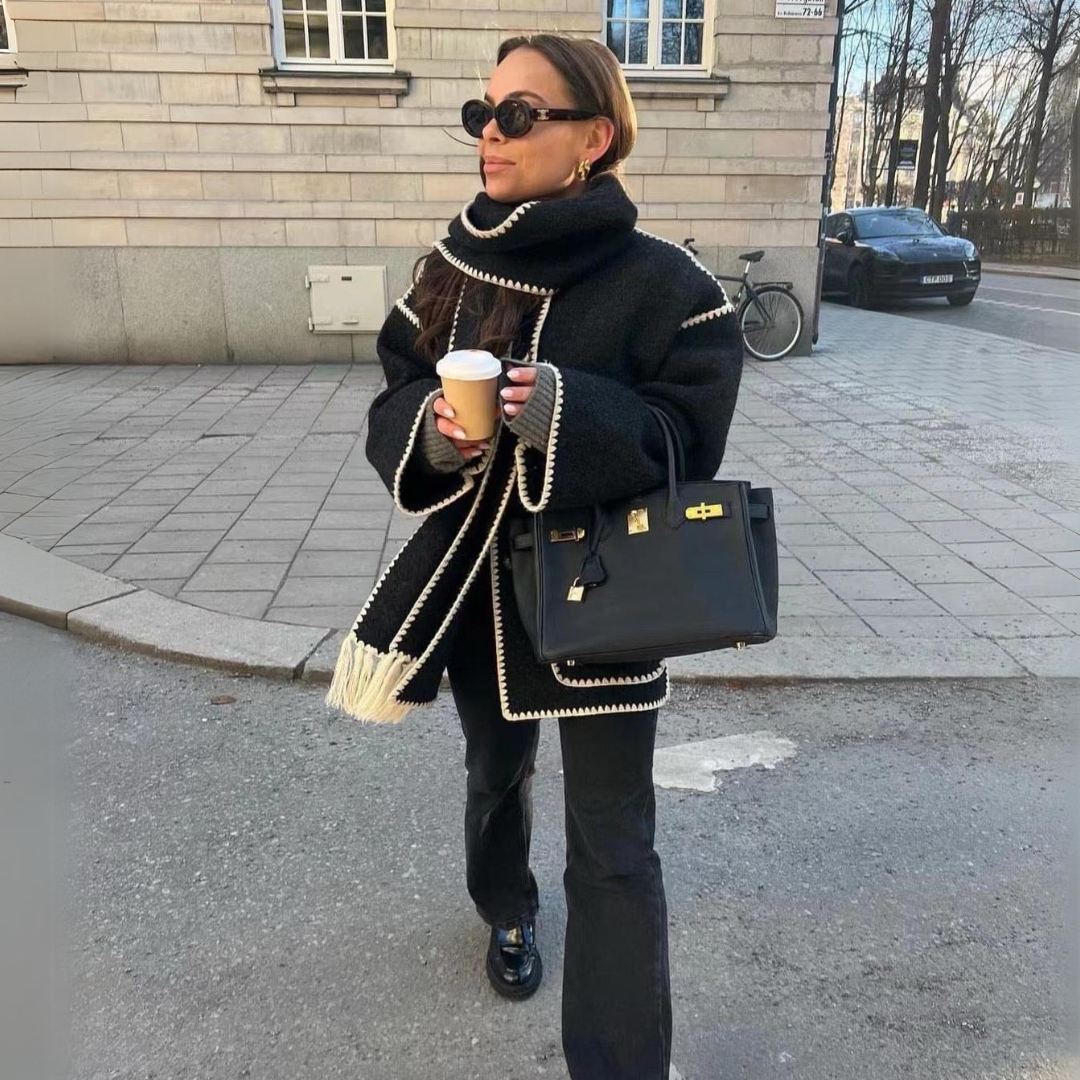 FREDERICA | Elegantní kabát s knoflíky