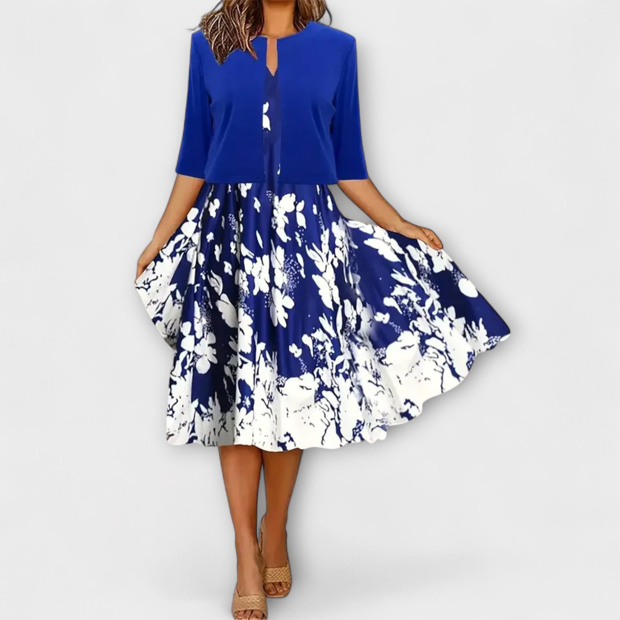 Dámské midi šaty se sakem