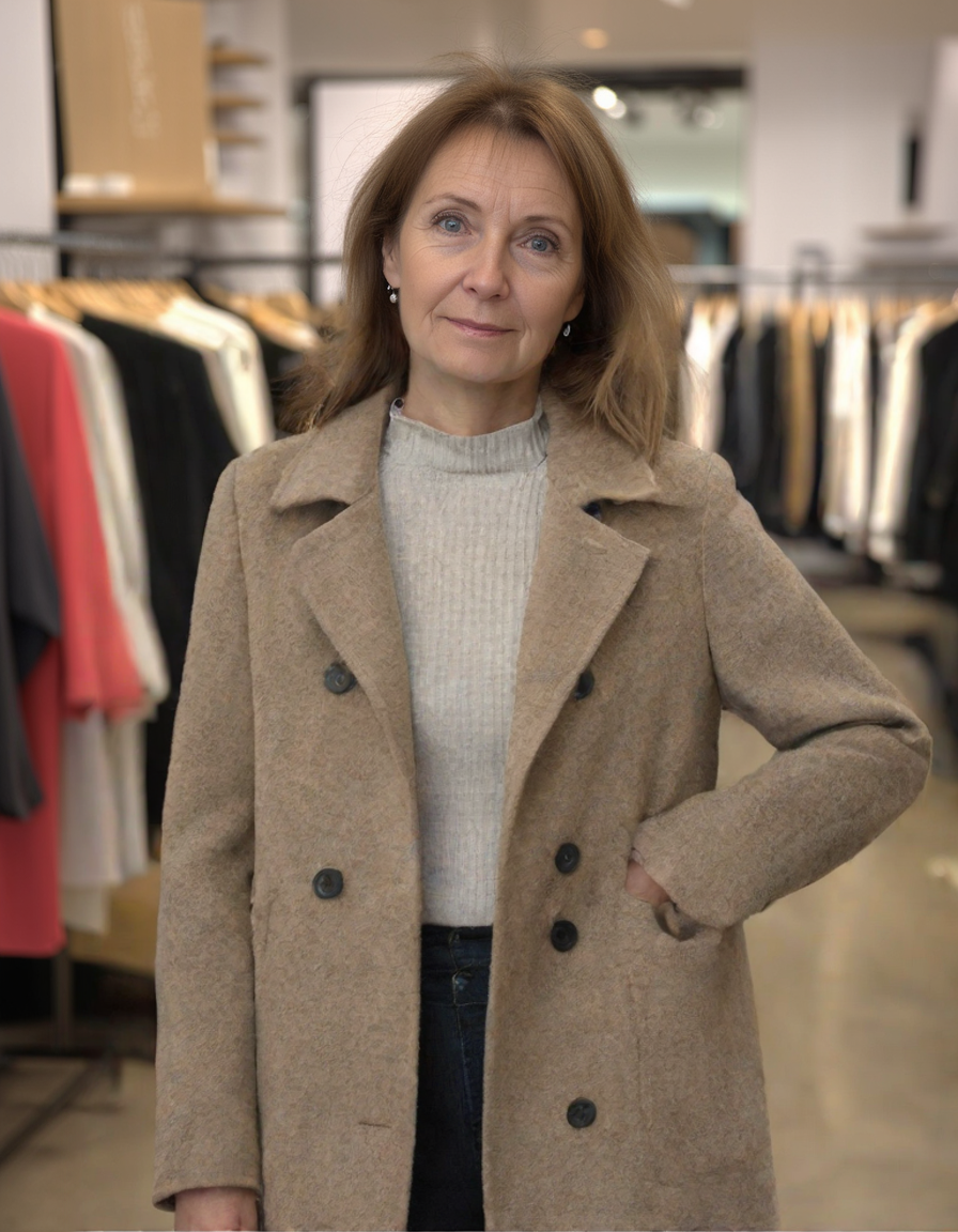 Stella-Marie | Dámský kabát s elegantním vysokým límcem